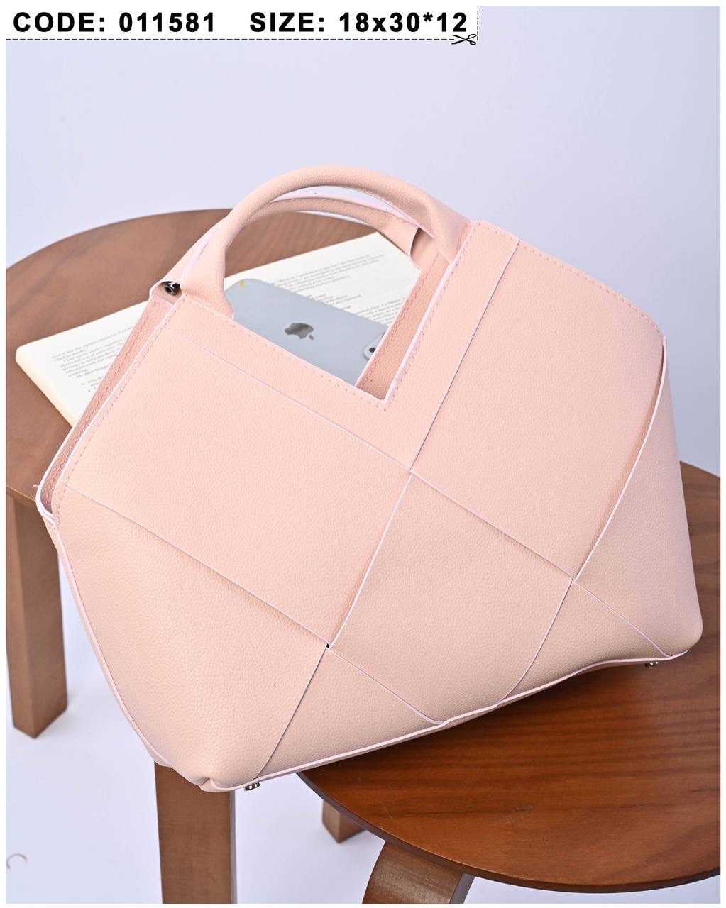 /public/uploads/photos/shares/Suzy bags/IMG_3204.jpeg